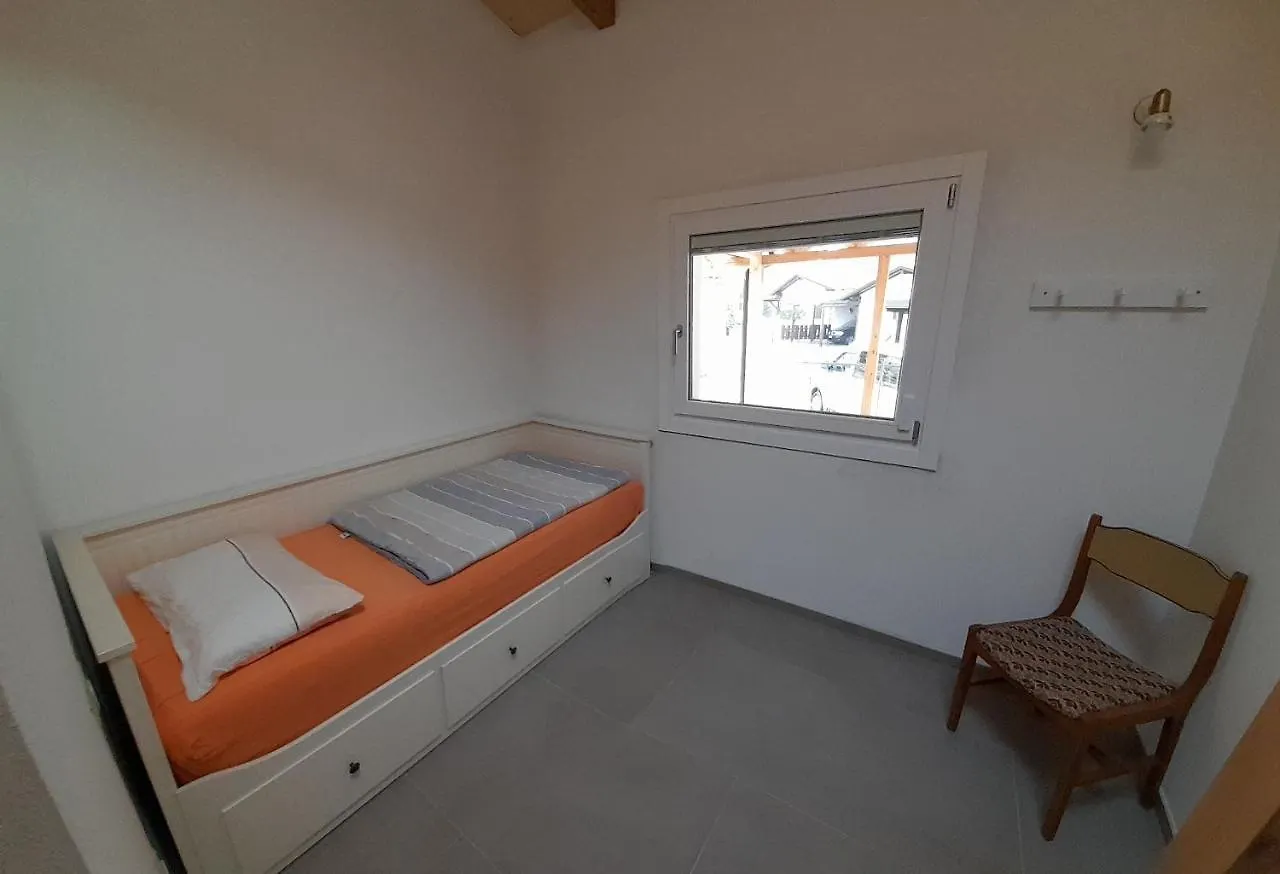 Apartment Appartamento Anna E Marco Malcesine Italy